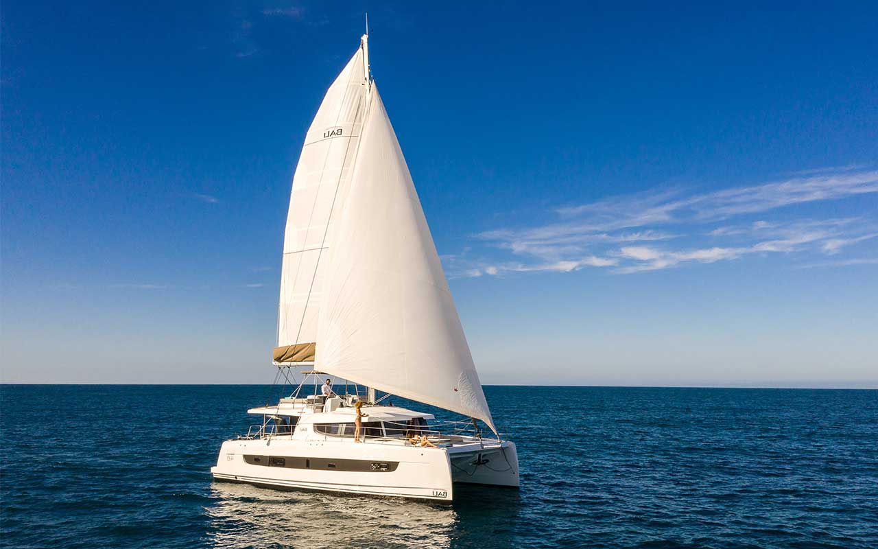 Naviguer autrement : comment la voile s’inscrit dans un tourisme durable